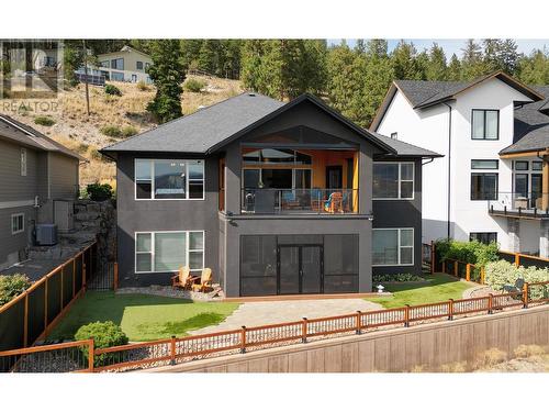 6127 Seymoure Lane, Peachland, BC - Outdoor