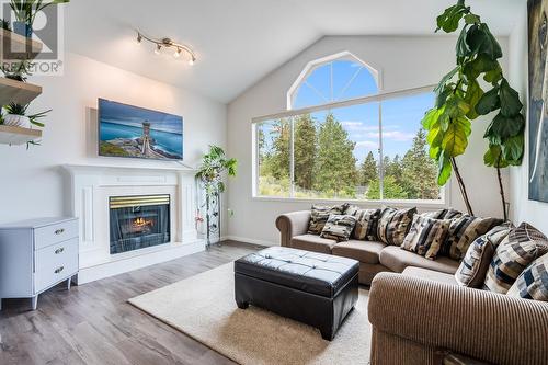 5115 Chute Lake Crescent, Kelowna, BC - Indoor Photo Showing Living Room With Fireplace