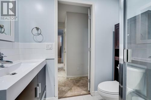 5115 Chute Lake Crescent, Kelowna, BC - Indoor Photo Showing Bathroom