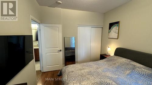 101 - 95 North Park Road, Vaughan, ON - Indoor Photo Showing Bedroom