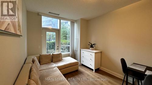 101 - 95 North Park Road, Vaughan, ON - Indoor