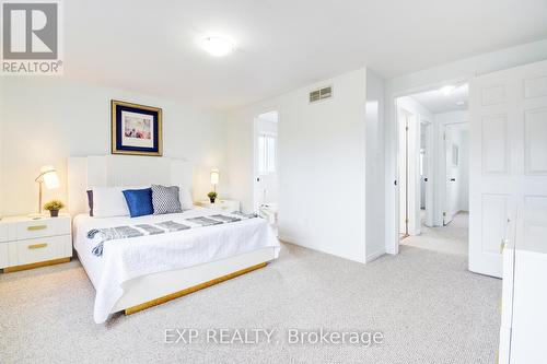 501 Highbrook Court, Kitchener, ON - Indoor Photo Showing Bedroom