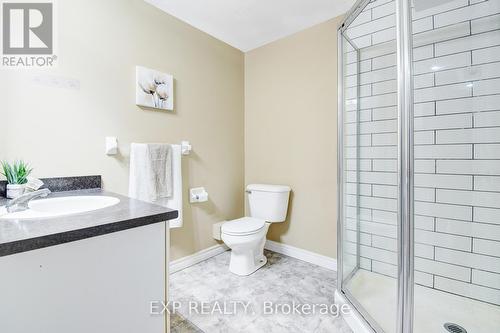 501 Highbrook Court, Kitchener, ON - Indoor Photo Showing Bathroom