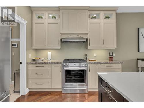 6325 Old Kamloops Road, Vernon, BC - Indoor Photo Showing Kitchen With Upgraded Kitchen