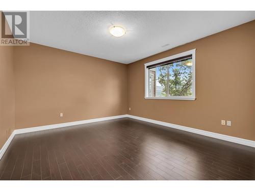 6325 Old Kamloops Road, Vernon, BC - Indoor Photo Showing Other Room