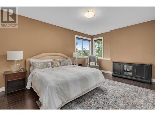 6325 Old Kamloops Road, Vernon, BC - Indoor Photo Showing Bedroom