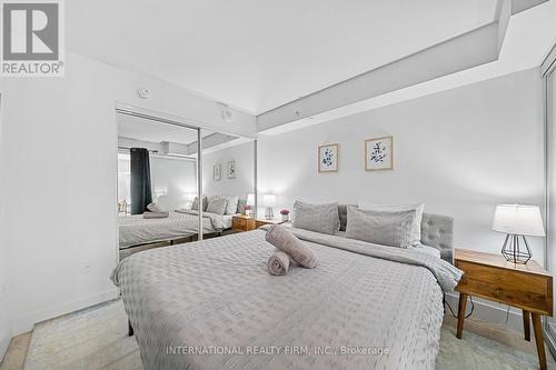 617 - 955 Bay Street, Toronto (Bay Street Corridor), ON - Indoor Photo Showing Bedroom