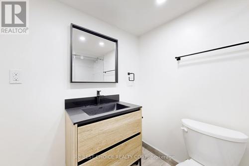 260 Dewhurst Boulevard N, Toronto (Danforth Village-East York), ON - Indoor Photo Showing Bathroom