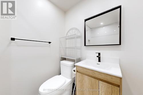 260 Dewhurst Boulevard N, Toronto (Danforth Village-East York), ON - Indoor Photo Showing Bathroom