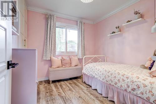 409 Scarsdale Crescent, Oakville, ON - Indoor Photo Showing Bedroom