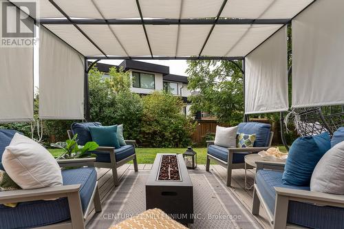 409 Scarsdale Crescent, Oakville, ON - Outdoor With Deck Patio Veranda With Exterior