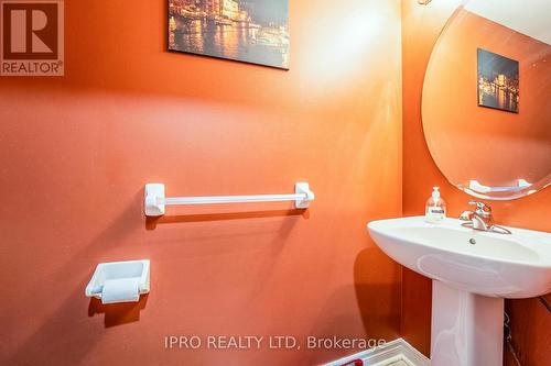 41 Padbury Trail, Brampton, ON - Indoor Photo Showing Bathroom