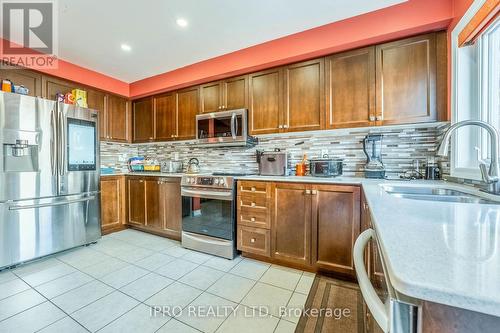 41 Padbury Trail, Brampton (Northwest Brampton), ON - Indoor Photo Showing Kitchen With Stainless Steel Kitchen With Double Sink