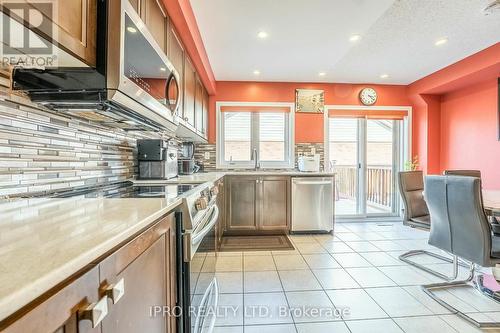 41 Padbury Trail, Brampton (Northwest Brampton), ON - Indoor Photo Showing Kitchen