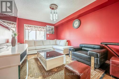 41 Padbury Trail, Brampton (Northwest Brampton), ON - Indoor Photo Showing Living Room