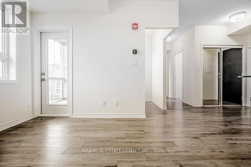 421 - 200 Lagerfeld Drive, Brampton (Northwest Brampton), ON - Indoor Photo Showing Other Room