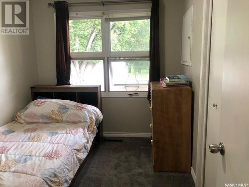 421 113Th Street W, Saskatoon, SK - Indoor Photo Showing Bedroom