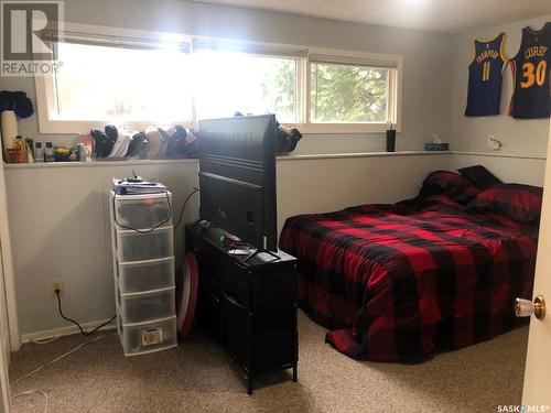 421 113Th Street W, Saskatoon, SK - Indoor Photo Showing Bedroom