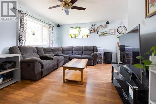 6862 Eugene Road, Prince George, BC - Indoor Photo Showing Living Room