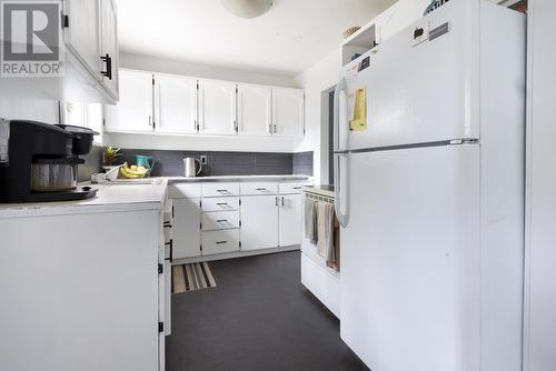 6862 Eugene Road, Prince George, BC - Indoor Photo Showing Kitchen