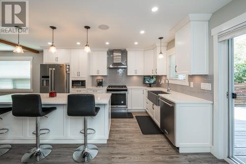 569 Alward Street, Prince George, BC - Indoor Photo Showing Kitchen With Upgraded Kitchen