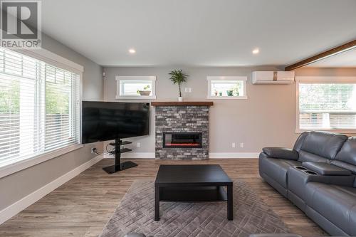 569 Alward Street, Prince George, BC - Indoor Photo Showing Living Room With Fireplace