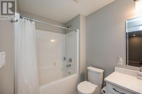 569 Alward Street, Prince George, BC - Indoor Photo Showing Bathroom