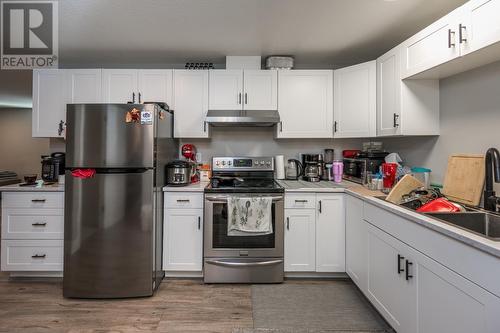 569 Alward Street, Prince George, BC - Indoor Photo Showing Kitchen