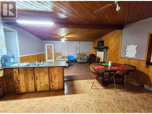 9247 Nazko Road, Quesnel, BC - Indoor