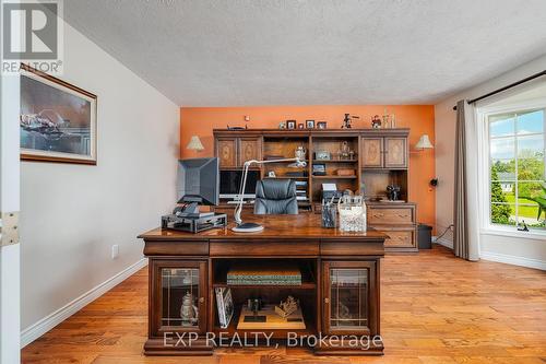 6 Clydebank Drive, Cambridge, ON - Indoor Photo Showing Office