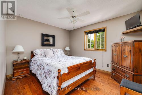 6 Clydebank Drive, Cambridge, ON - Indoor Photo Showing Bedroom