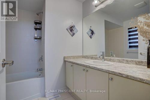 2 Mackenzie Street, Southgate, ON - Indoor Photo Showing Bathroom