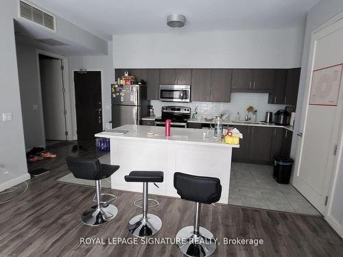 608-112 King St E, Hamilton, ON - Indoor Photo Showing Kitchen