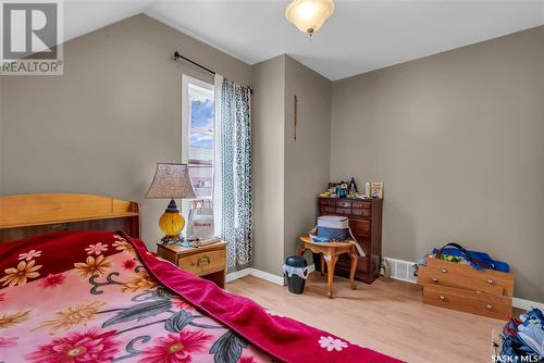 111 I Avenue S, Saskatoon, SK - Indoor Photo Showing Bedroom