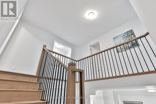 116 Sikura Circle, Aurora, ON 