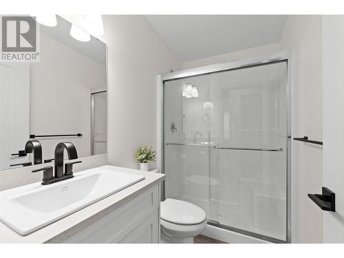 1134 Hawthorn Row Lot# #24, Sicamous, BC - Indoor Photo Showing Bathroom