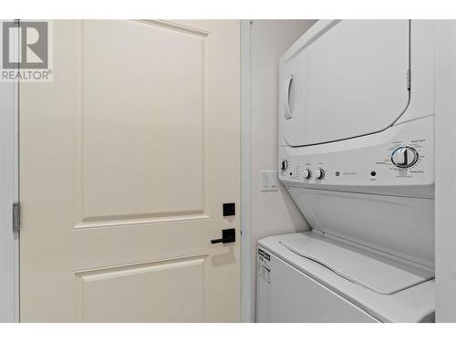 1134 Hawthorn Row Lot# #24, Sicamous, BC - Indoor Photo Showing Laundry Room