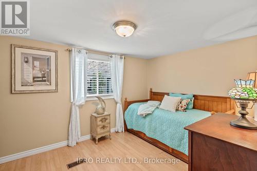 282204 Concession 4 5, East Luther Grand Valley, ON - Indoor Photo Showing Bedroom