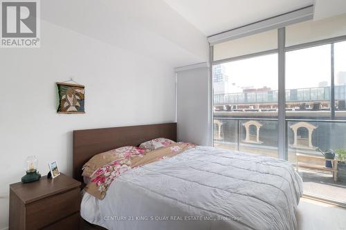 409 - 105 George Street, Toronto (Moss Park), ON - Indoor Photo Showing Bedroom