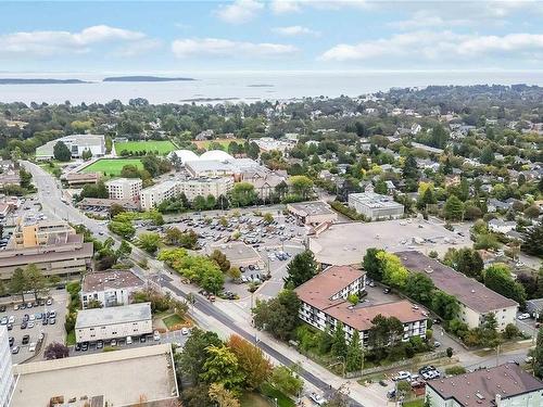 107-1975 Lee Ave, Victoria, BC - Outdoor With View