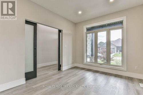 51 Elliott Street, Strathroy-Caradoc (Se), ON - Indoor Photo Showing Other Room