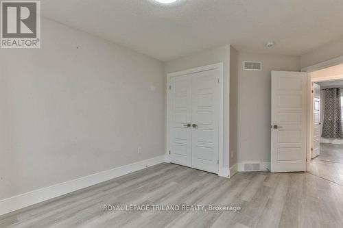 51 Elliott Street, Strathroy-Caradoc (Se), ON - Indoor Photo Showing Other Room