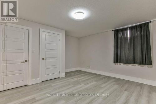 51 Elliott Street, Strathroy-Caradoc (Se), ON - Indoor Photo Showing Other Room