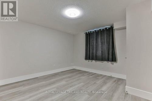 51 Elliott Street, Strathroy-Caradoc (Se), ON - Indoor Photo Showing Other Room