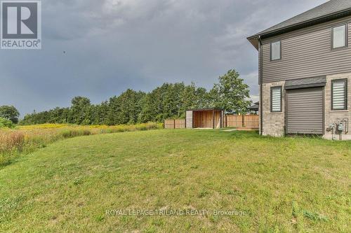 51 Elliott Street, Strathroy-Caradoc (Se), ON - Outdoor