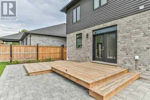 51 Elliott Street, Strathroy-Caradoc (Se), ON - Outdoor With Deck Patio Veranda With Exterior