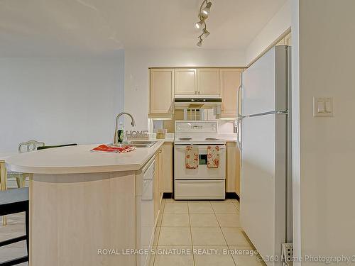 710-1 Rean Dr, Toronto, ON - Indoor Photo Showing Kitchen