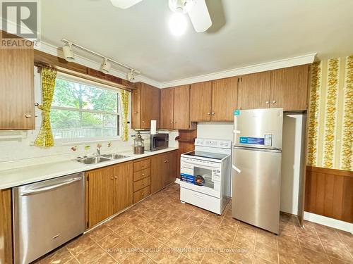 155 York Mills Road, Toronto, ON - Indoor Photo Showing Kitchen With Double Sink