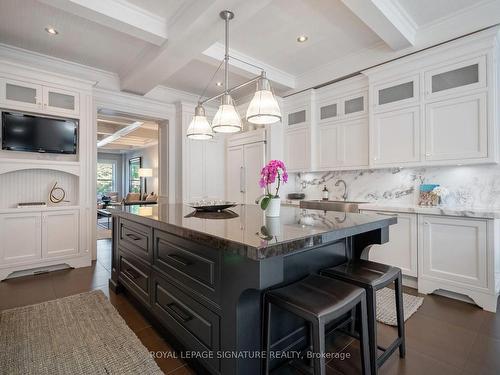 183 Bedford Park Ave, Toronto, ON - Indoor Photo Showing Kitchen With Upgraded Kitchen