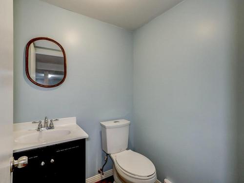 Powder room - 144  - 146 Rue Mainville, Sainte-Thérèse, QC - Indoor Photo Showing Bathroom